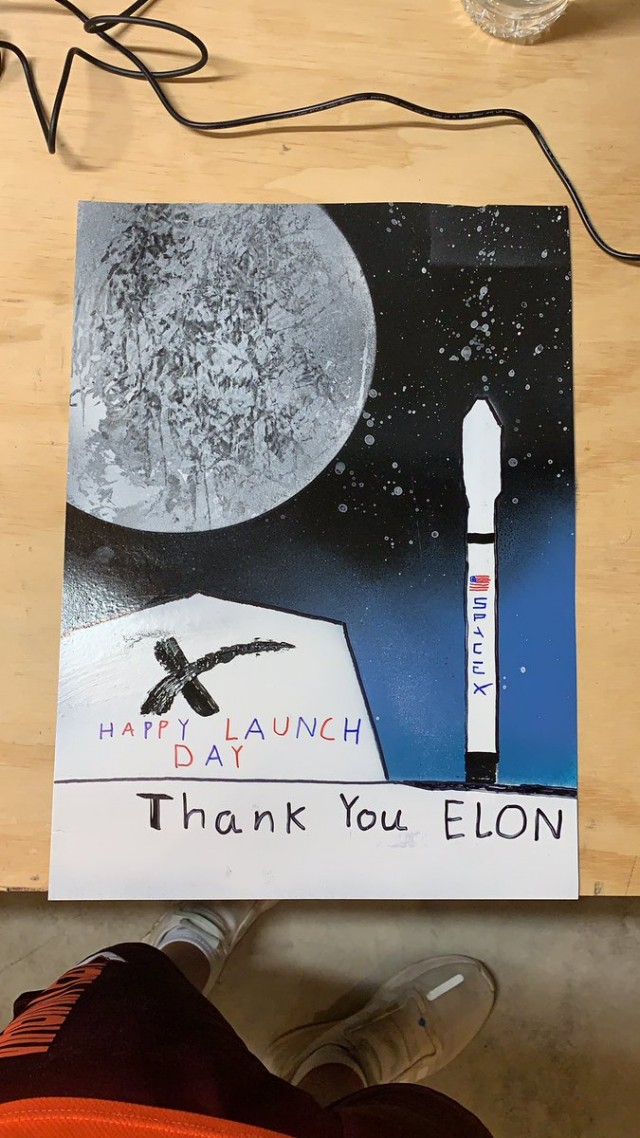 Прямая трансляция пилотируемого запуска SpaceX Crew Dragon
