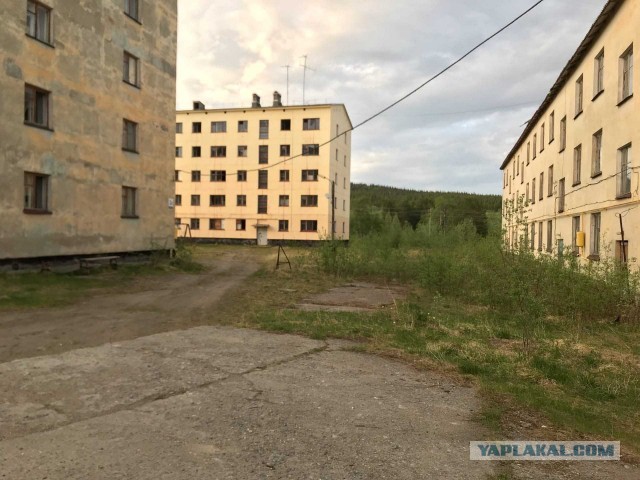 Заброшенный военный гарнизон Песчаный в заполярных лесах