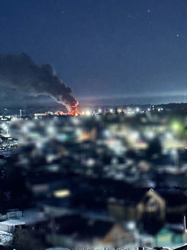 В Орле беспилотники подорвали нефтебазу