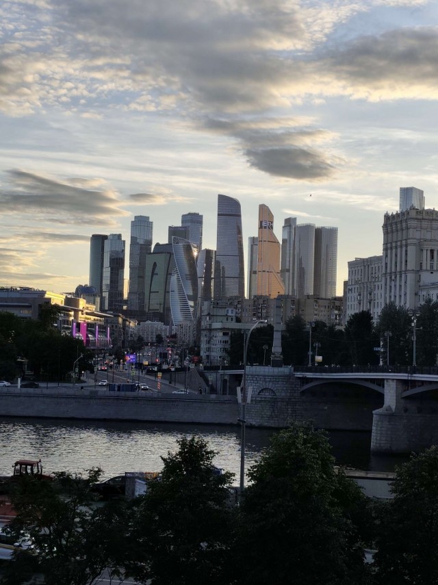 Шляюсь по  Москве