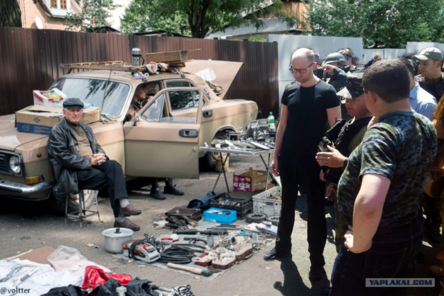 Захваченное оружие ополченцев