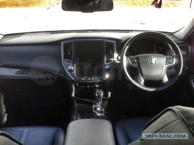 Салон серийной Lada Vesta рассекретили