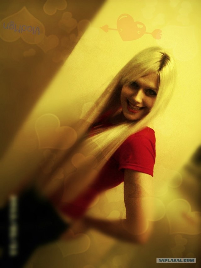 Девушка, у которой не закрывается рот