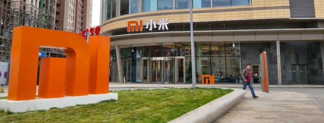 Xiaomi открывает салон в Москве.