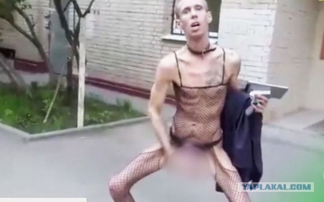 Актер Панин назвал россиян "скудоумными" и пообещал покинуть страну