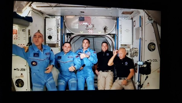 Прямая трансляция повторного запуска SpaceX Crew Demo-2