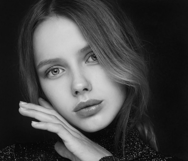 Черно-белые фотографии Дам