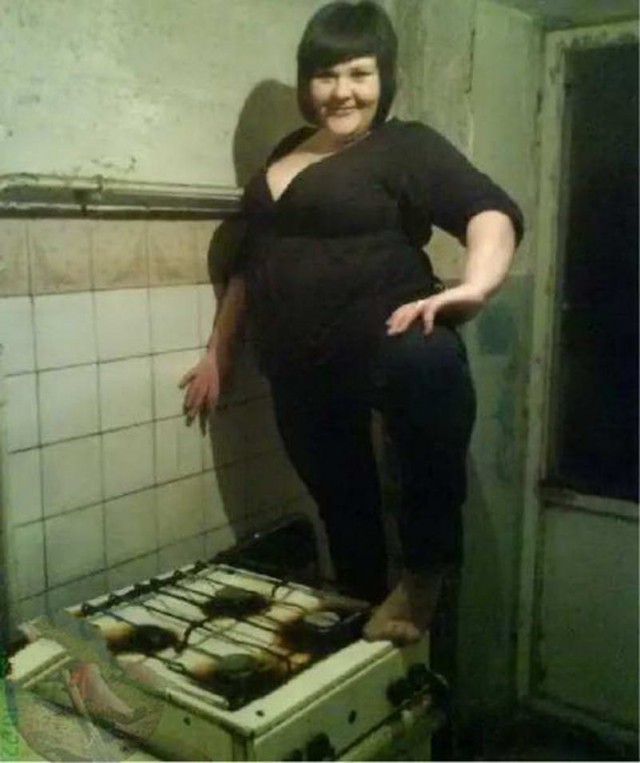 Марин, ну встань в позу, я тя сфоткаю