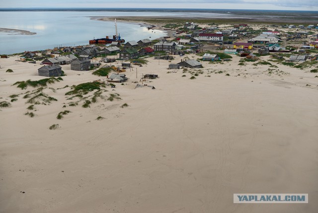 Русское Макондо. Поселение-призрак на Белом море уходит в пески