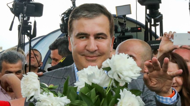 Как встречают Саакашвили в Киеве!