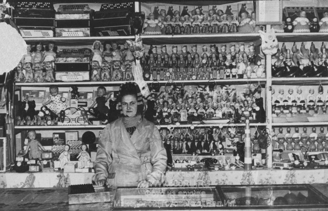 Магазины и заведения общепита поселка Нижняя Крынка, 1950-1980 г