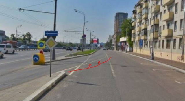 Новые правила: если подрезаешь с главной, то нужно уступить дорогу
