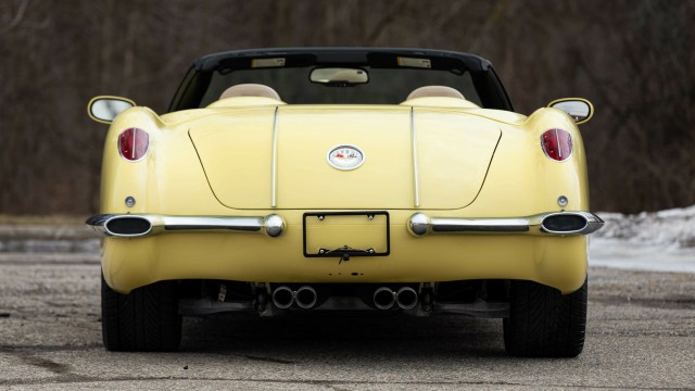 Ретро-Corvette. Три штуки. Красивых автофото пост.