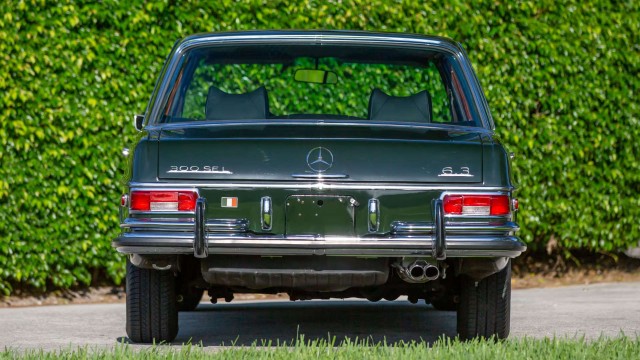 Mercedes-Benz SGS w126 "Royale"