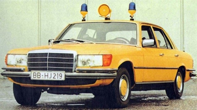 Принять вправо и остановиться: милицейские автомобили в СССР
