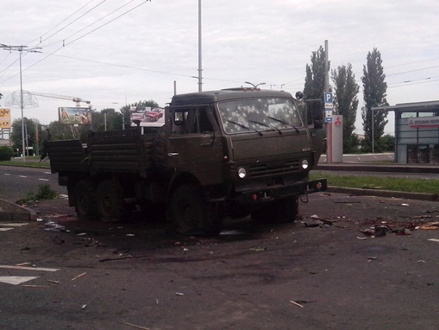 Начался обстрел аэродрома и окрестностей в Донецке