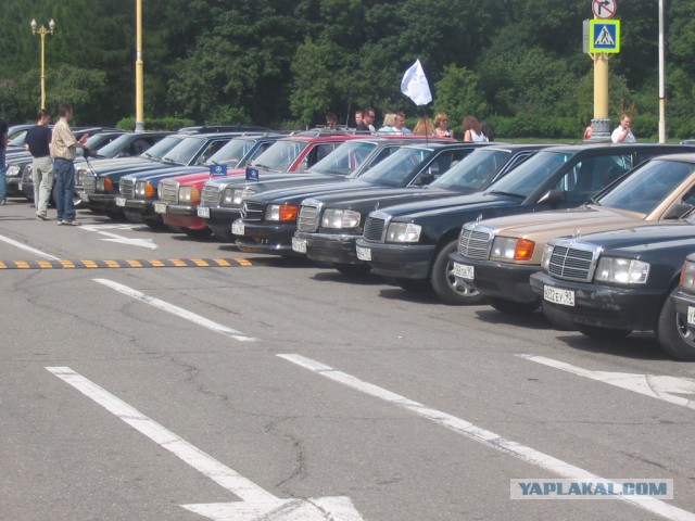 Законсервированный Mercedes W123