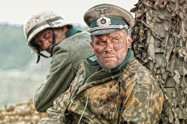 Животных не кормить!