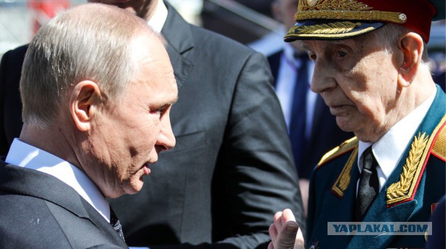 Путин увидел как ФСО оттолкнули ветерана