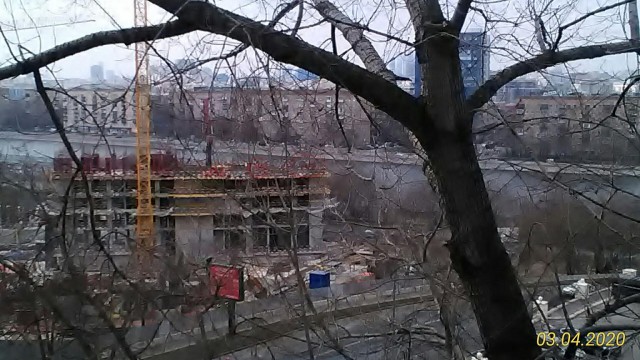 Потерявшим работу россиянам "нашли" работу: Фитнес-тренеров, например, отправят работать на стройку 