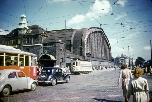Улицы мира 70 лет назад. 1952 год
