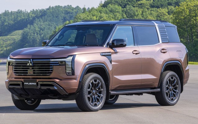 Mitsubishi Motors 2 сентября провела мировую премьеру нового внедорожника Pajero