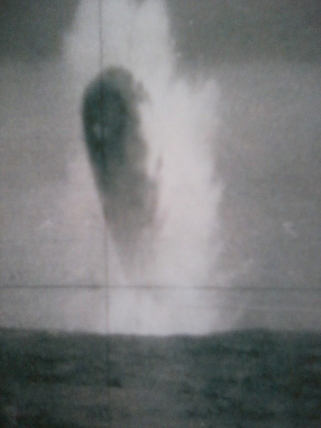 Секретные снимки американского флота с НЛО