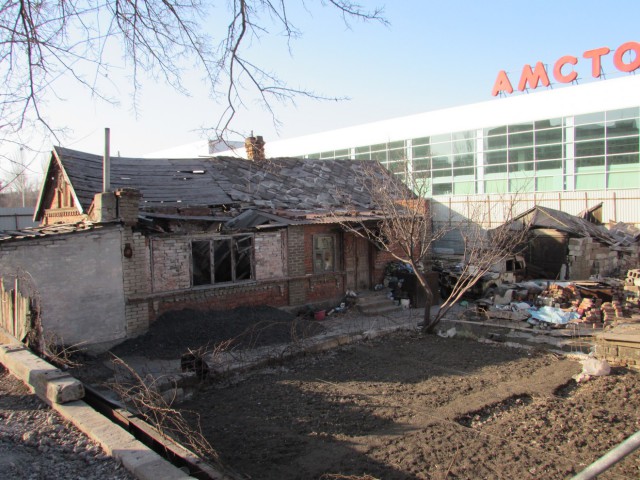 7 упрямцев, которые послали к черту систему и отказались отдавать свои дома под снос