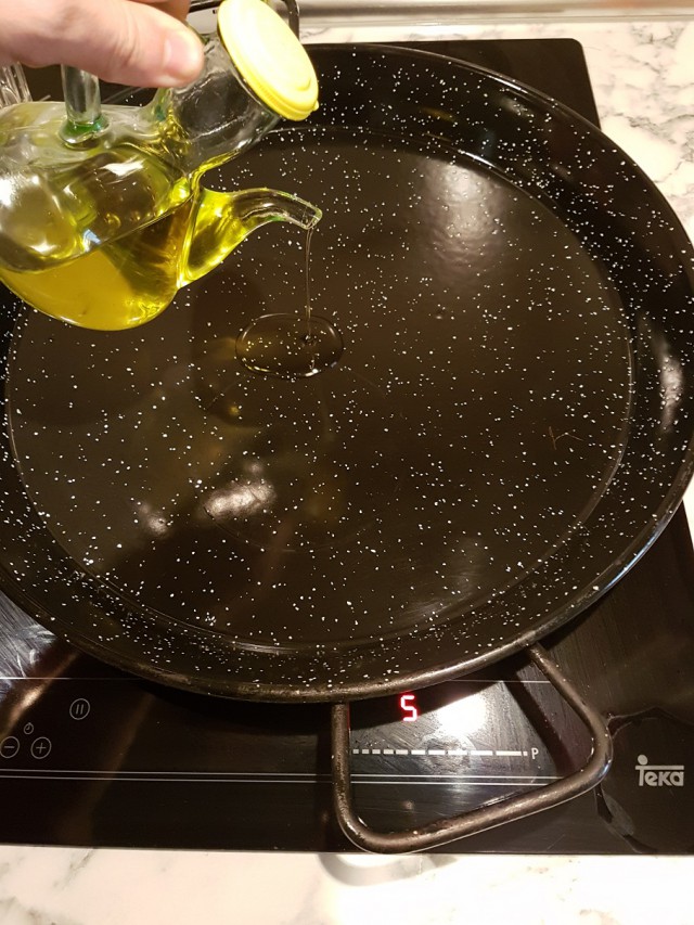 Рецепт испанской паэльи из морепродуктов: работа над ошибками
