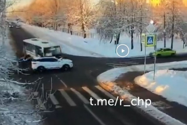 Девушка на жипе не проскочила
