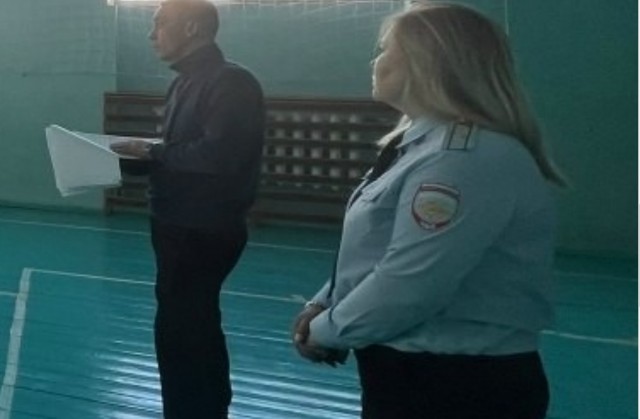 На фоне отказов в согласовании митингов полиция Ишимбая провела со школьниками «профилактическую беседу» об «опасности» участия в публичных мероприятиях