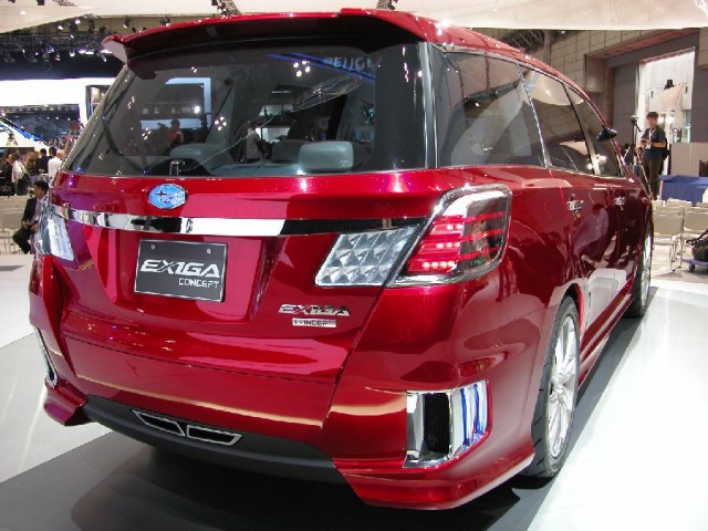 Subaru Exiga Concept из Японии (9 фото)