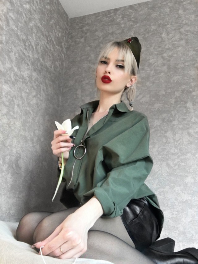Забавные картинки с девушками