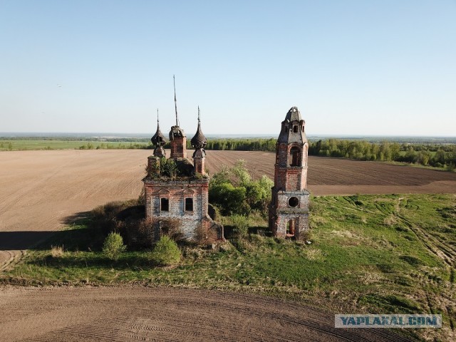 Где находится самая загадочная церковь-заброшка