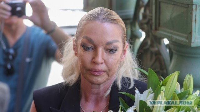 Анастасия Волочкова вышла замуж вслепую. В претендентах — предприниматель из Ленобласти