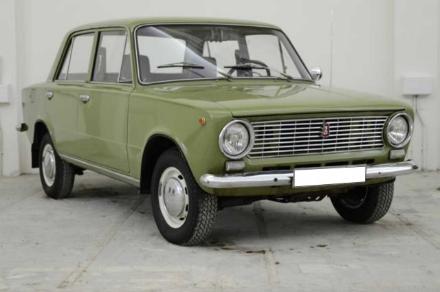 АвтоВАЗ копеечка.