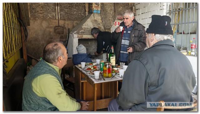 Самогонщики или винарня по-болгарски