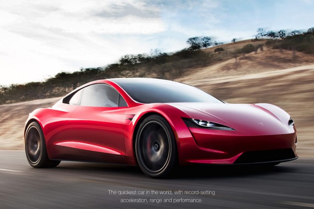 Tesla представила электрический грузовик и спорткар