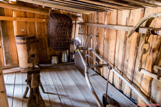 Особенности уральского домостроения и быта