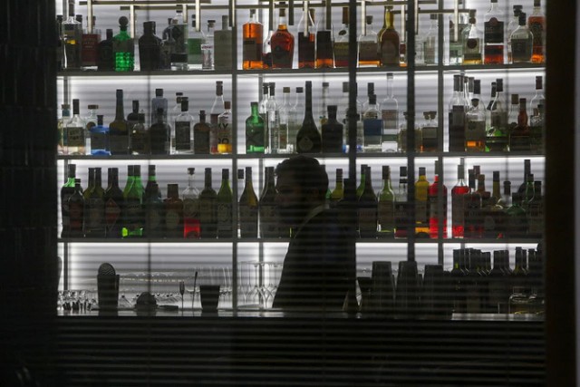 «Скоро будем маркировать вдох и выдох». Бизнес сосчитал новые расходы на маркировку и прослезился