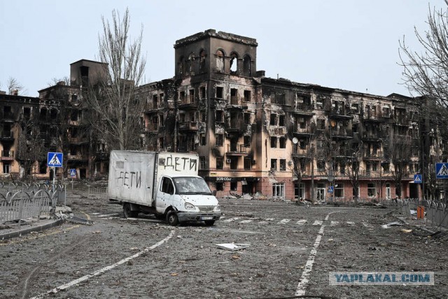 Памятник Немцову в центре Москвы ставить не будут!
