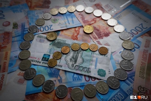 «Останемся без жилья и без денег». На Урале две семьи купили квартиры, проданные под диктовку мошенников