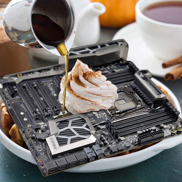 Что это такое между процессором и радиатором?