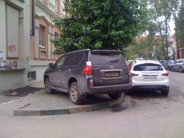Автосвинство, или почему мы живем среди мразей..