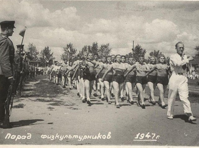 Просто старые фото - №LVIII. Чёрно-белый мир