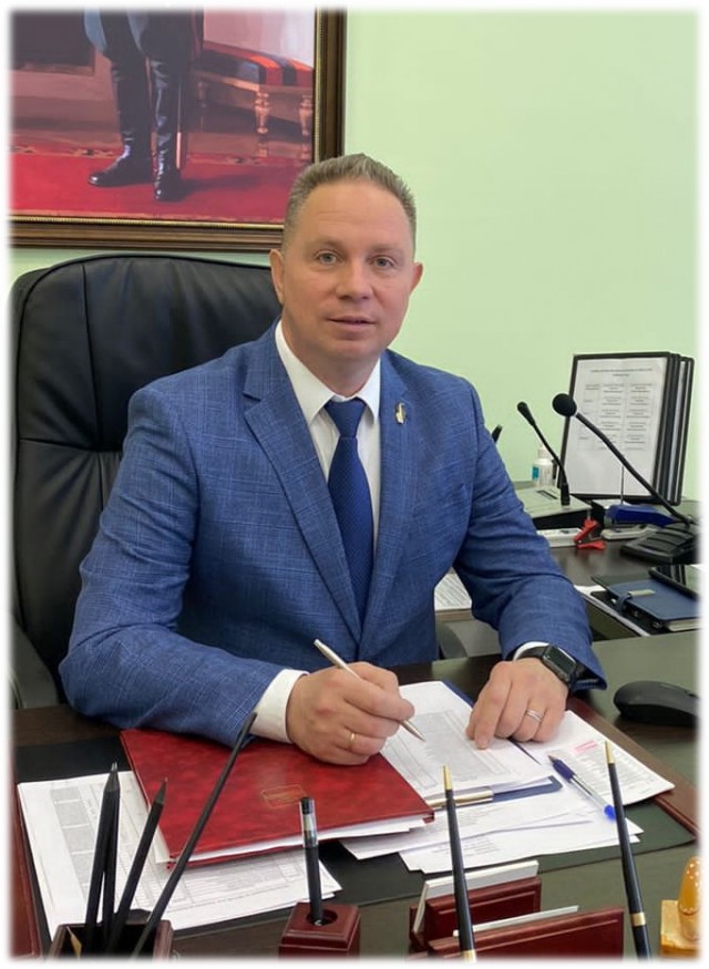 В Калуге сын мигрантов избил одноклассника прямо в школе. Но директор потребовал, чтобы мальчики просто взаимно извинились друг перед другом