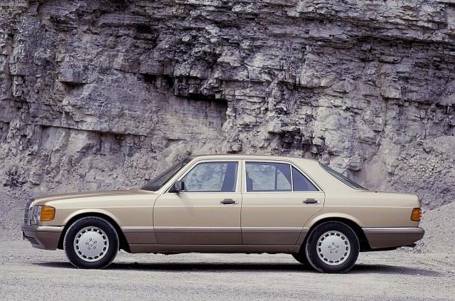 45 лет Mercedes-Benz W126