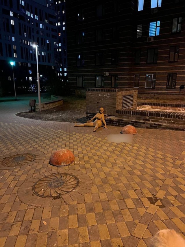 В Новой Москве женщину выбросили из окна