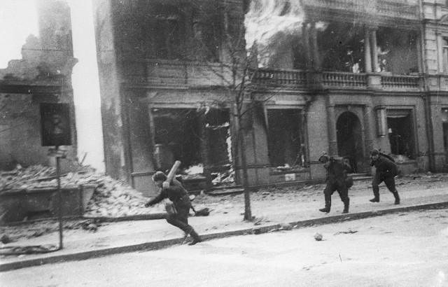 Великая Отечественная в фотографиях-5