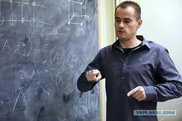 Вселенная как самопознающая нейросеть: гипотеза Виталия Ванчурина и её философские последствия